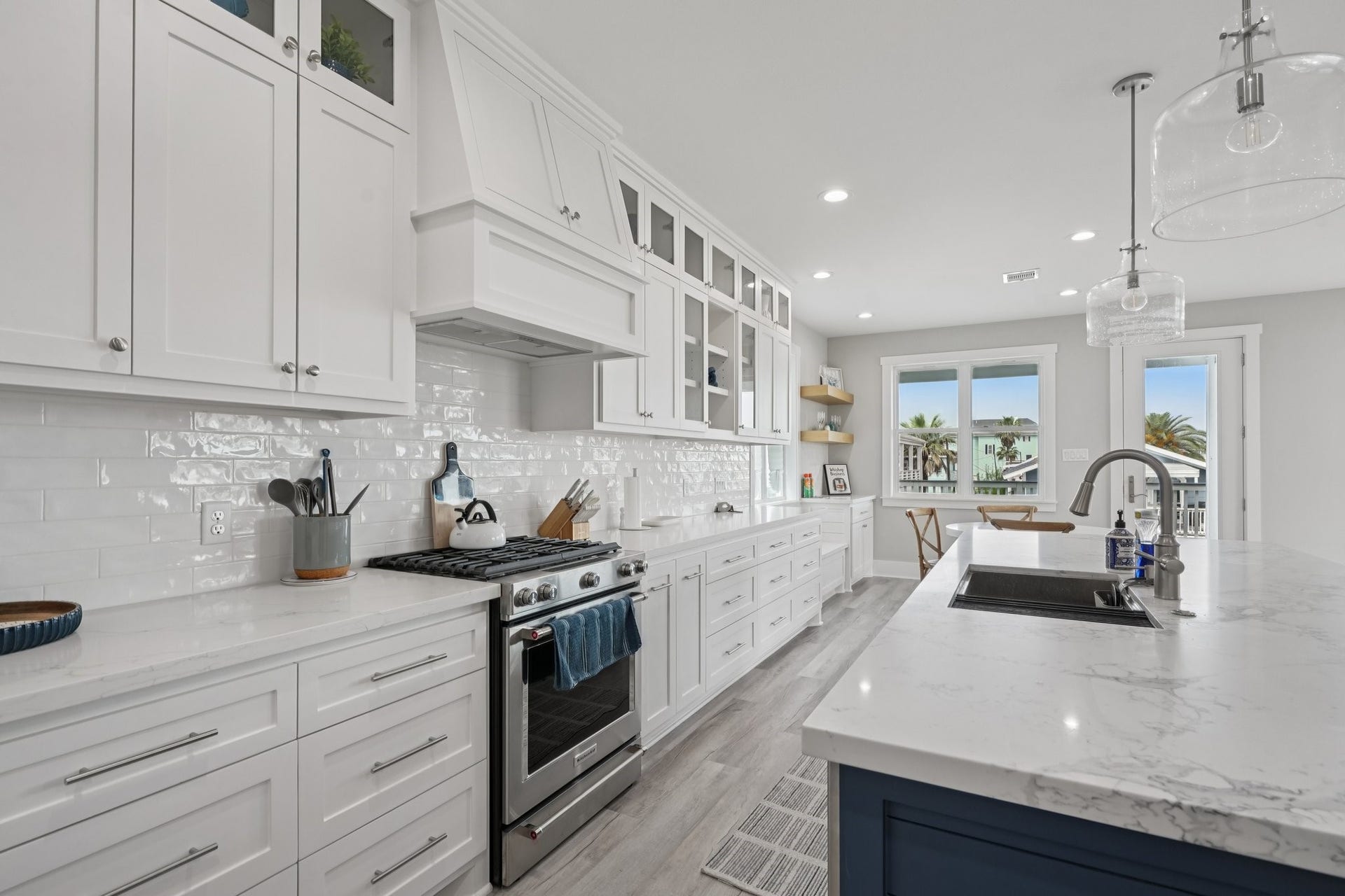 16700 Montego Way, Jamaica Beach, TX 77554 16700 Montego Way, Jamaica Beach, TX 77554