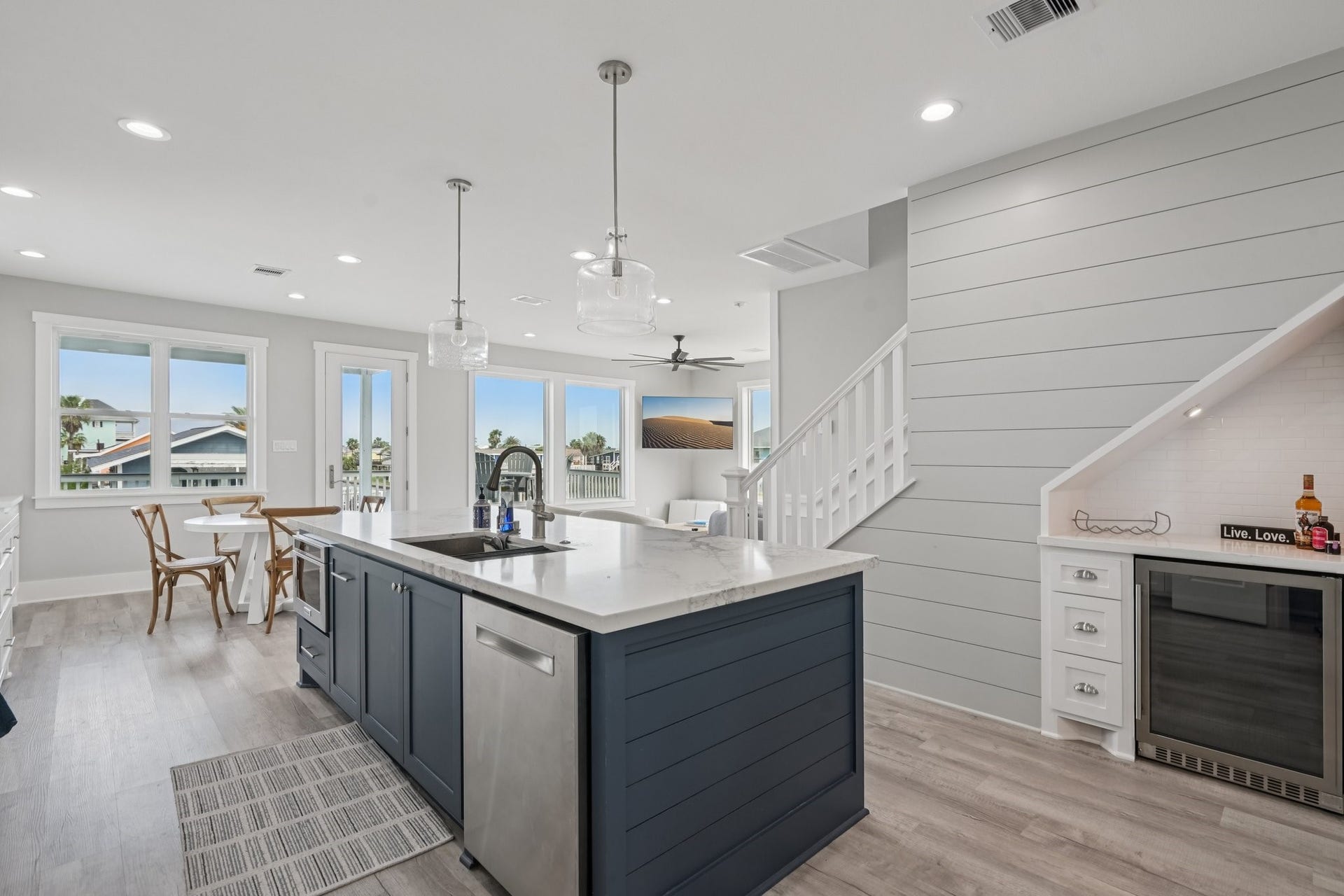 16700 Montego Way, Jamaica Beach, TX 77554 16700 Montego Way, Jamaica Beach, TX 77554