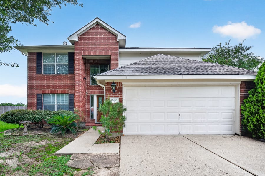 Property photo for 12042 Clear Brook Oak Street, Houston, TX