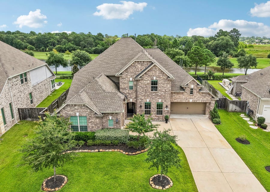 Property photo for 16810 Harbor Falls Drive, Cypress, TX