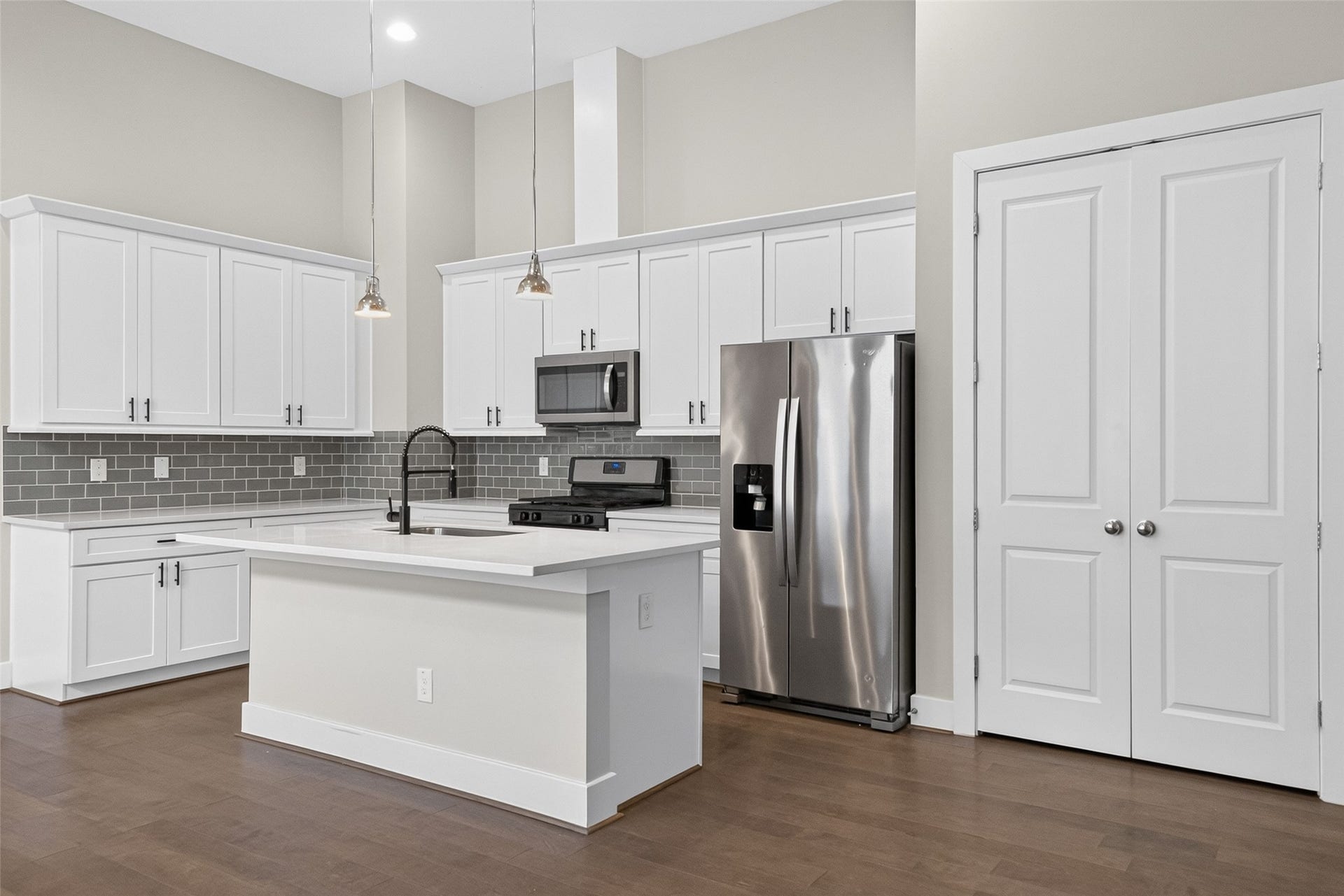 404 Drennan Street, Houston, TX 77003 404 Drennan Street, Houston, TX 77003