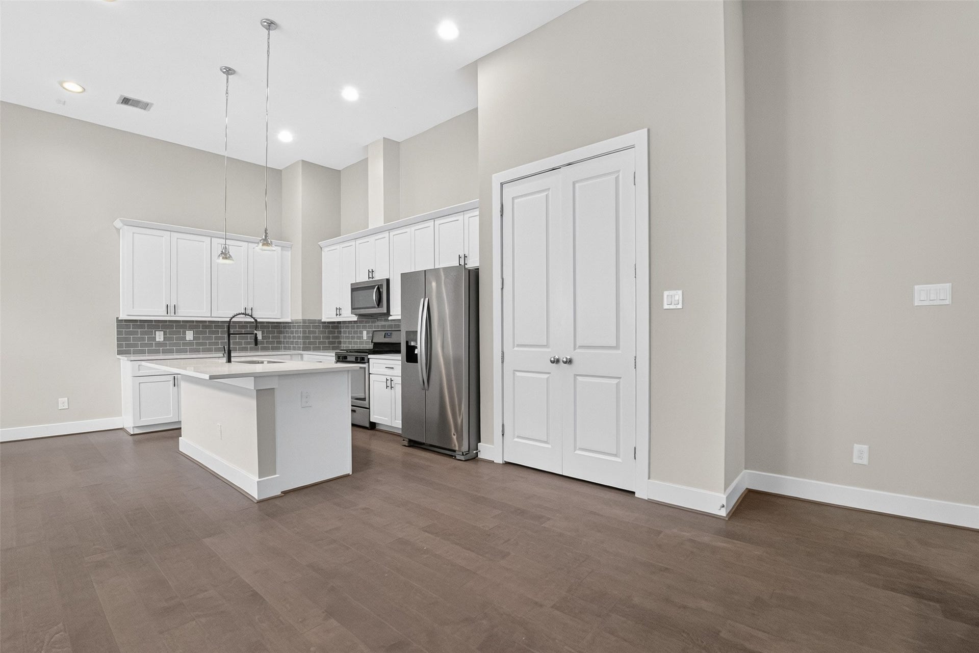 404 Drennan Street, Houston, TX 77003 404 Drennan Street, Houston, TX 77003