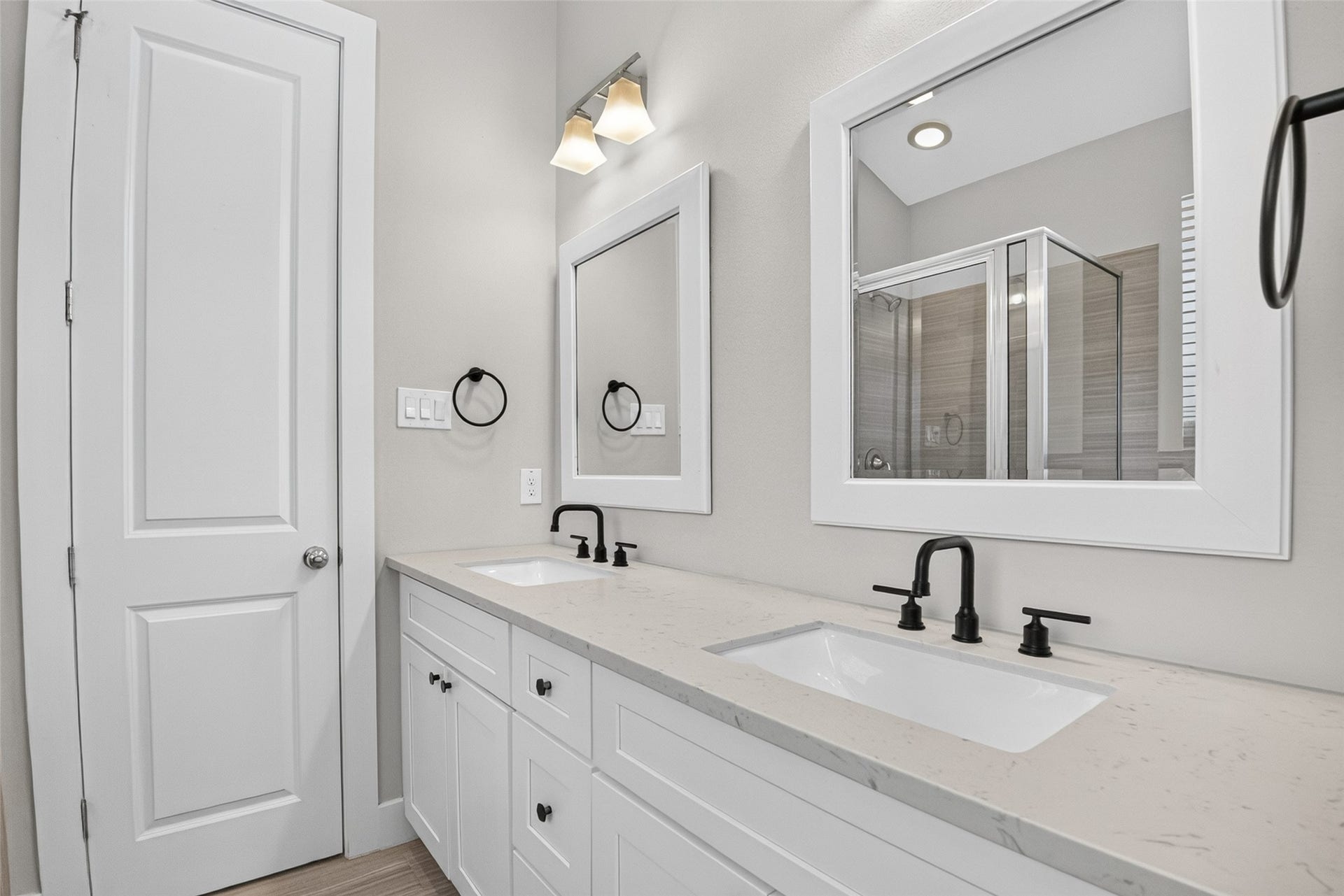 404 Drennan Street, Houston, TX 77003 Primary Bathroom; Double Vanity Sink