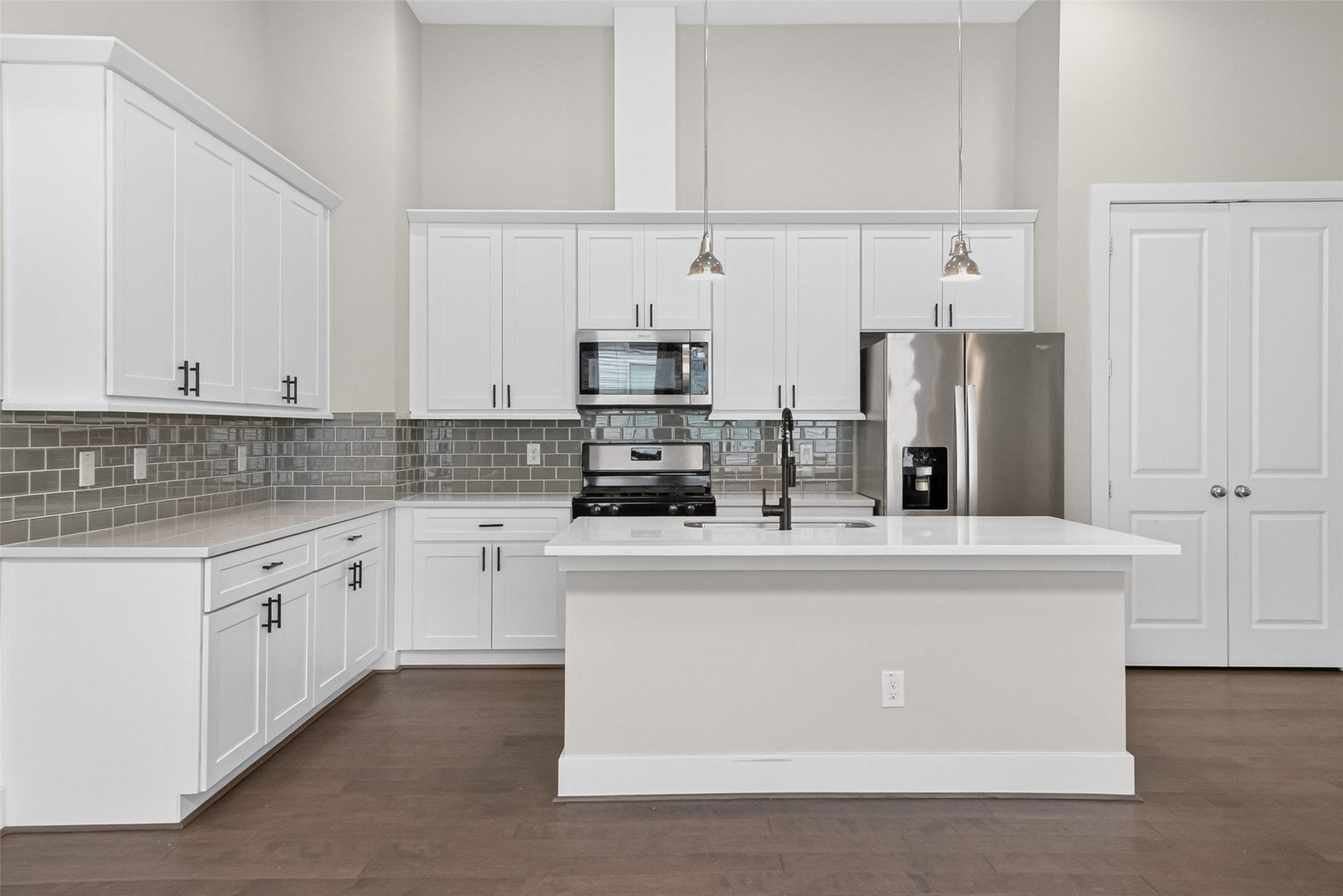 404 Drennan Street, Houston, TX 77003 404 Drennan Street, Houston, TX 77003
