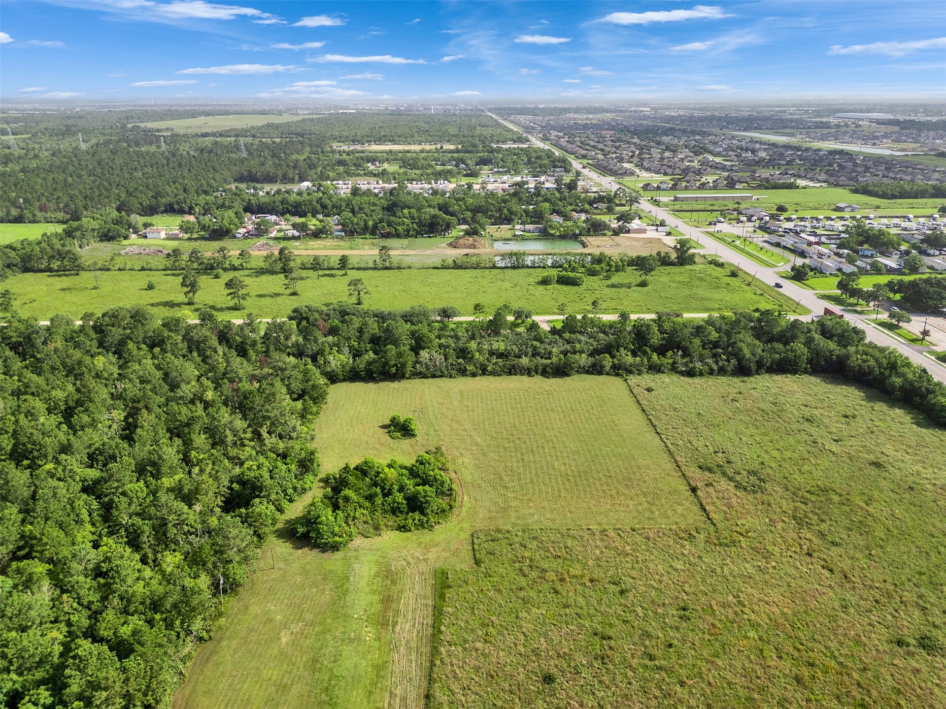 5924 Pecan Park, Hitchcock, TX 77563 A little land goes a long way.