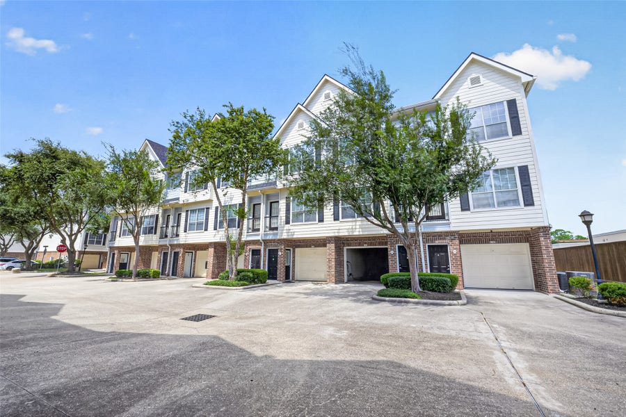 Property photo for 9200 Westheimer Road, #1102, Houston, TX