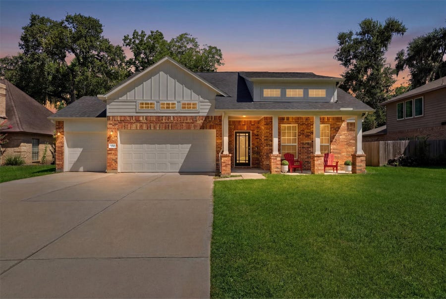 Property photo for 236 Woodhaven Drive, West Columbia, TX