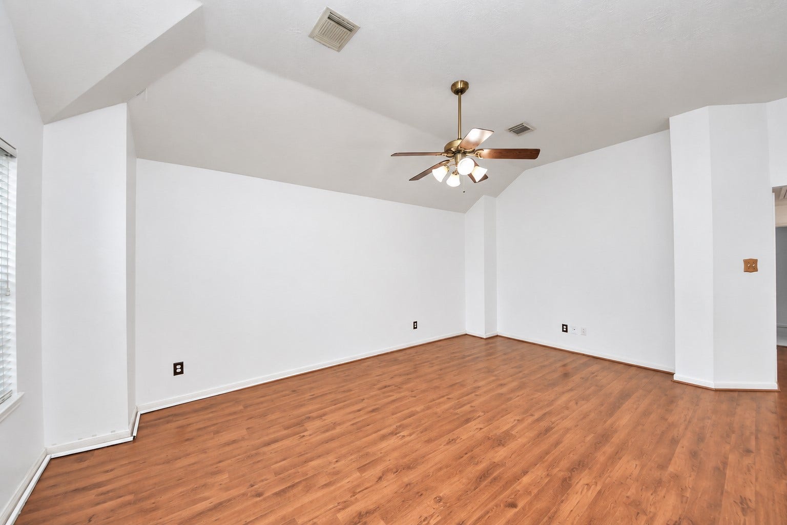 15007 Moss Boulder Court, Houston, TX 77084 Game room