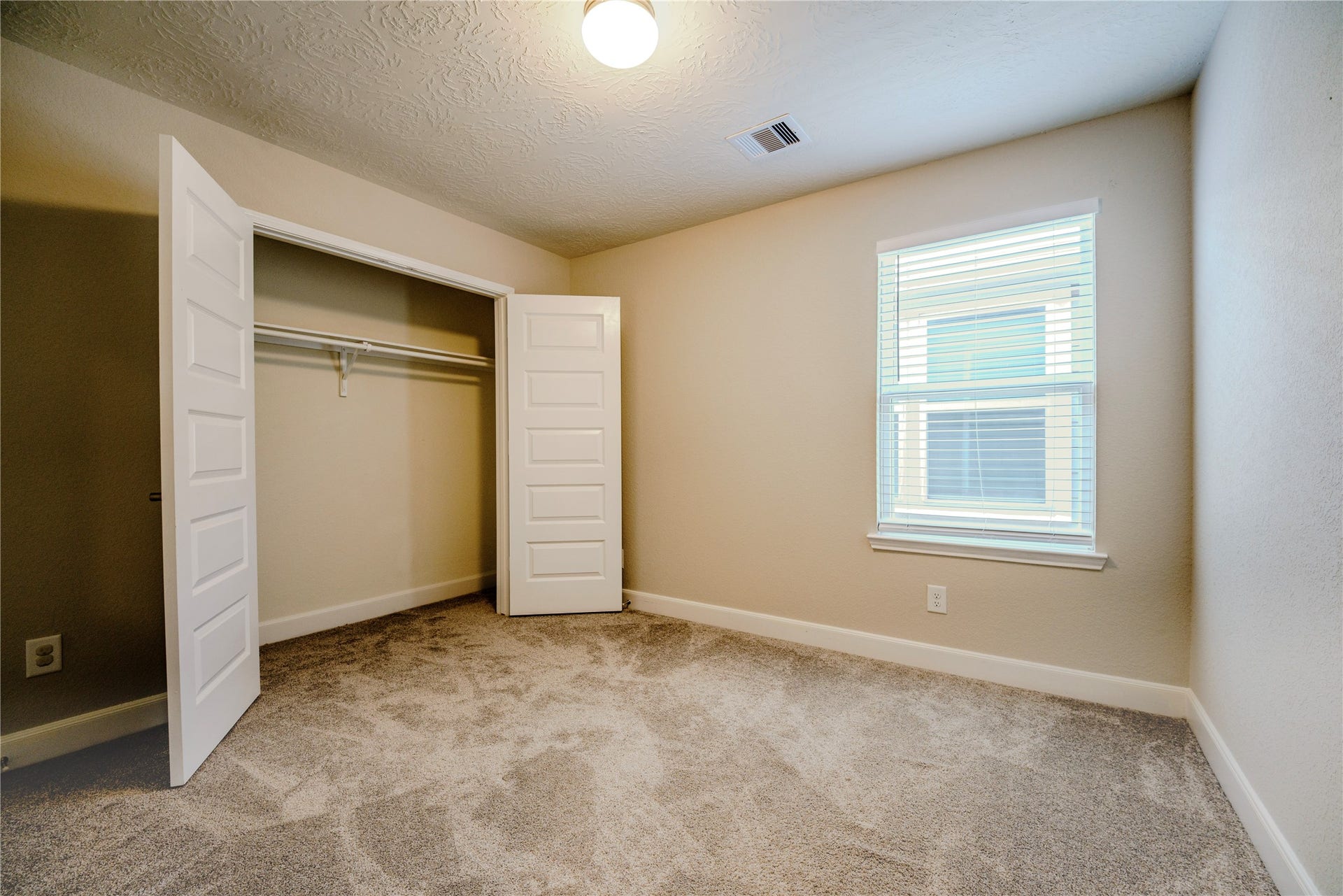 8609 Cedar Brook Point Drive, Houston, TX 77080 Closet of 2nd bedroom
