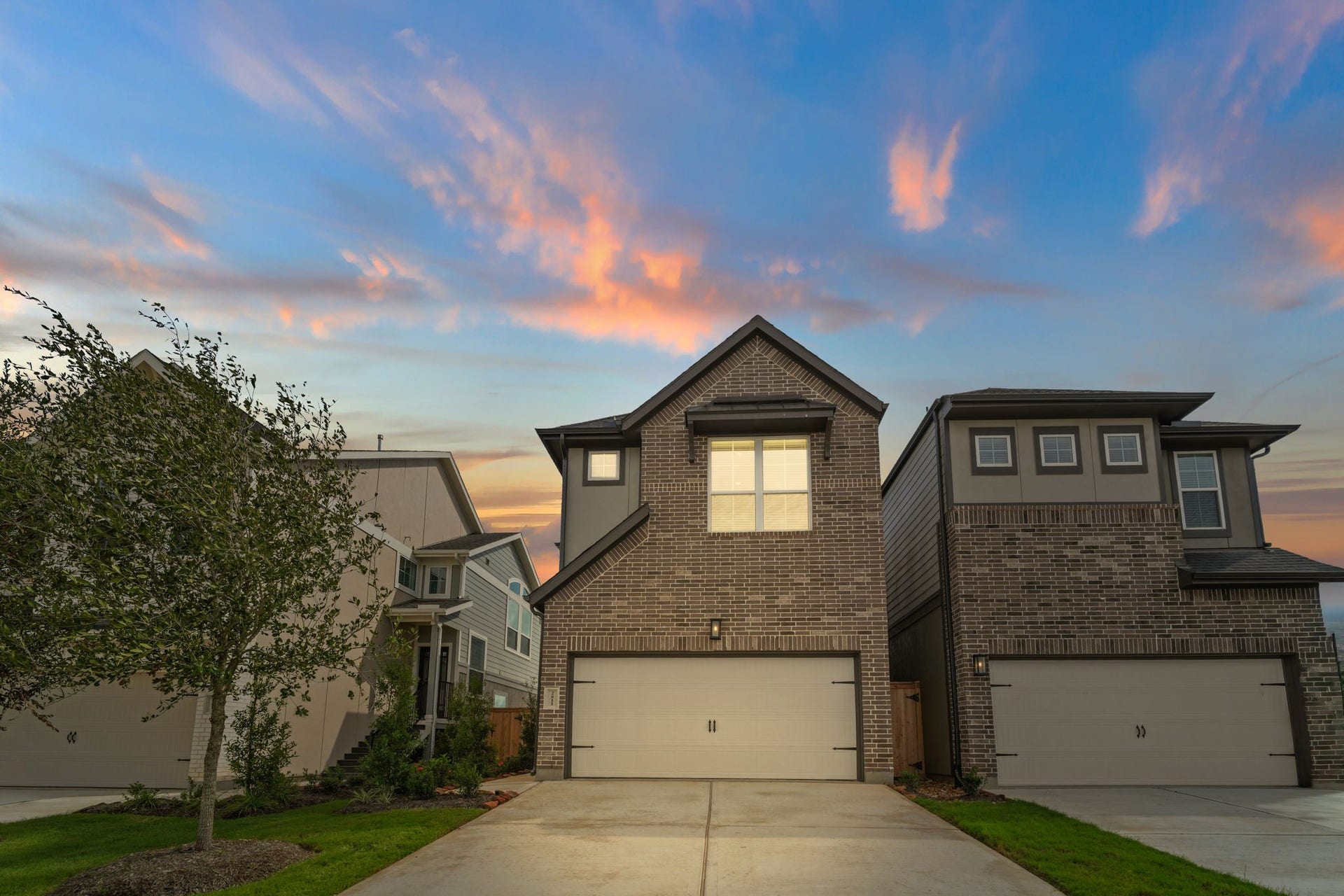 2811 Brandon Bluff Bend, Fulshear, TX 77441 2811 Brandon Bluff Bend, Fulshear, TX 77441