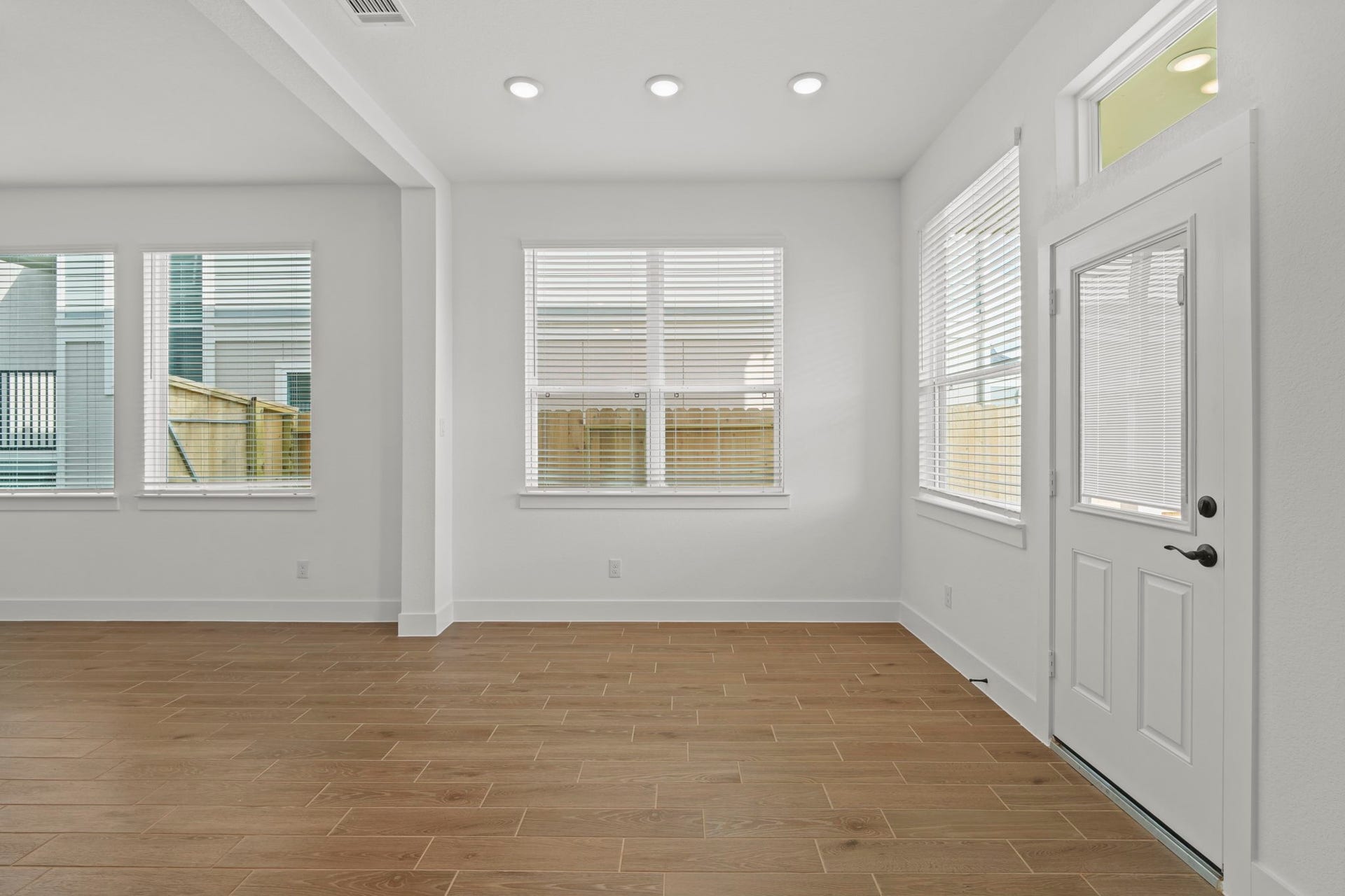 2811 Brandon Bluff Bend, Fulshear, TX 77441 2811 Brandon Bluff Bend, Fulshear, TX 77441