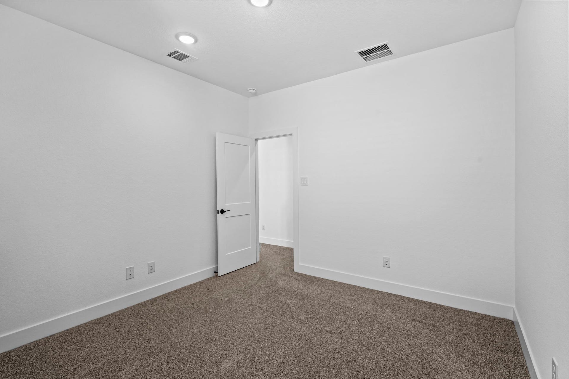 2811 Brandon Bluff Bend, Fulshear, TX 77441 2811 Brandon Bluff Bend, Fulshear, TX 77441