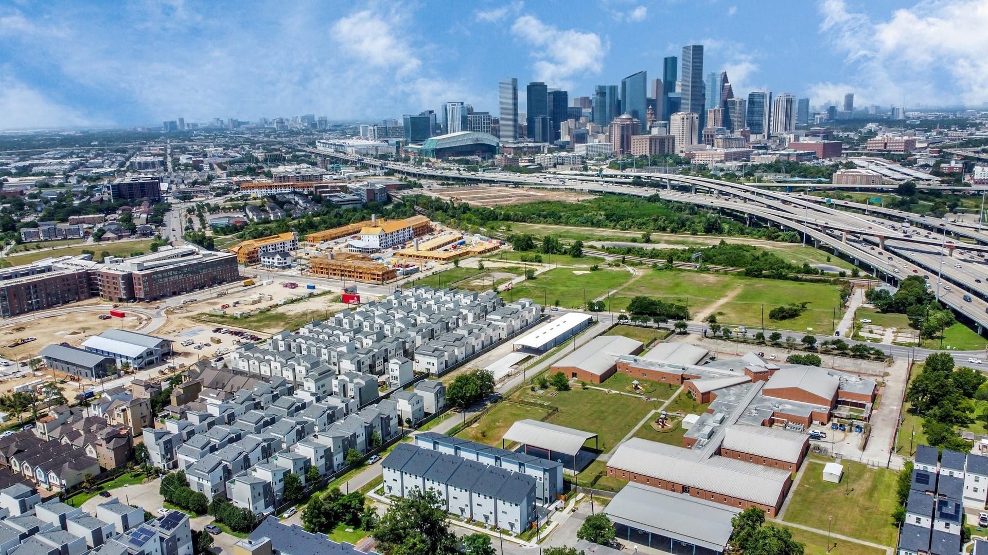 2854 Cline Street, Houston, TX 77020 2854 Cline Street, Houston, TX 77020