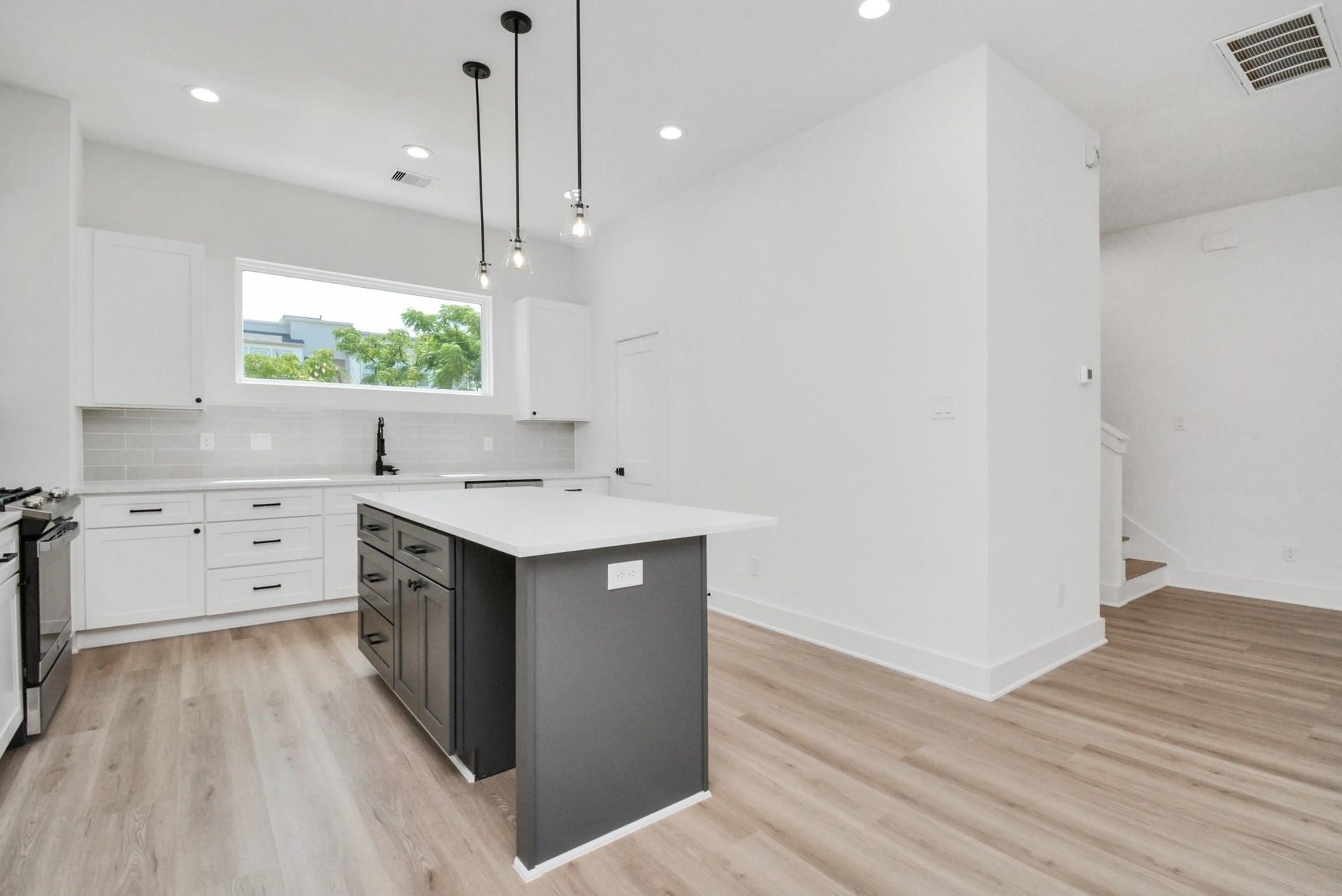 2854 Cline Street, Houston, TX 77020 2854 Cline Street, Houston, TX 77020