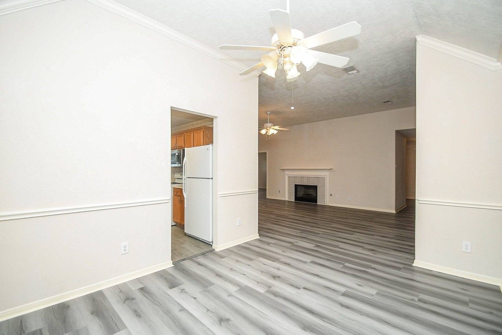 6811 Shelby Oaks Drive, Richmond, TX 77407