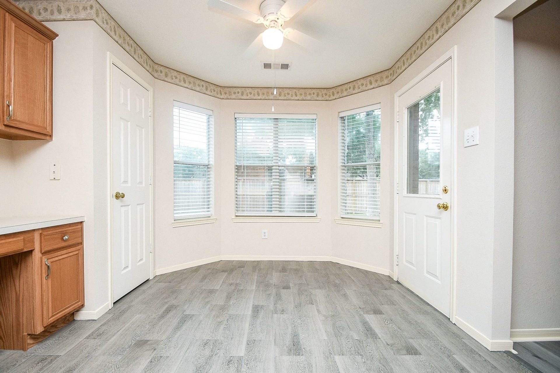 6811 Shelby Oaks Drive, Richmond, TX 77407