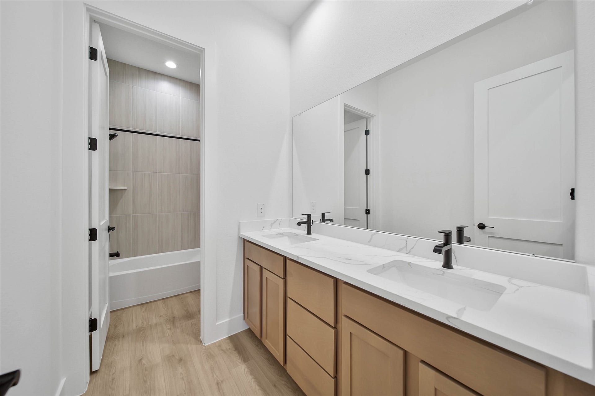 359 Louvenia Court, Pinehurst, TX 77362 359 Louvenia Court, Pinehurst, TX 77362