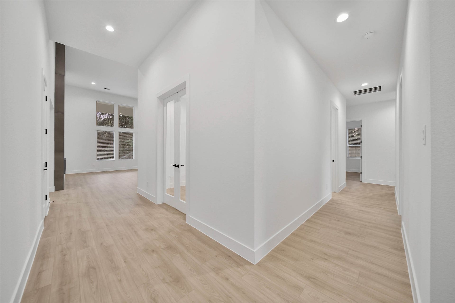 359 Louvenia Court, Pinehurst, TX 77362 359 Louvenia Court, Pinehurst, TX 77362
