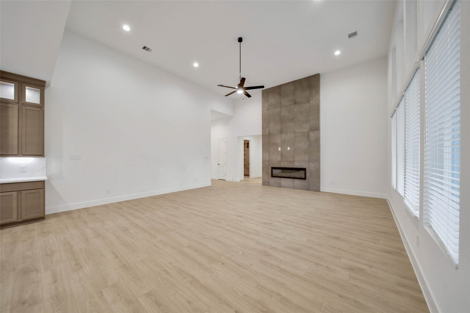 359 Louvenia Court, Pinehurst, TX 77362 359 Louvenia Court, Pinehurst, TX 77362