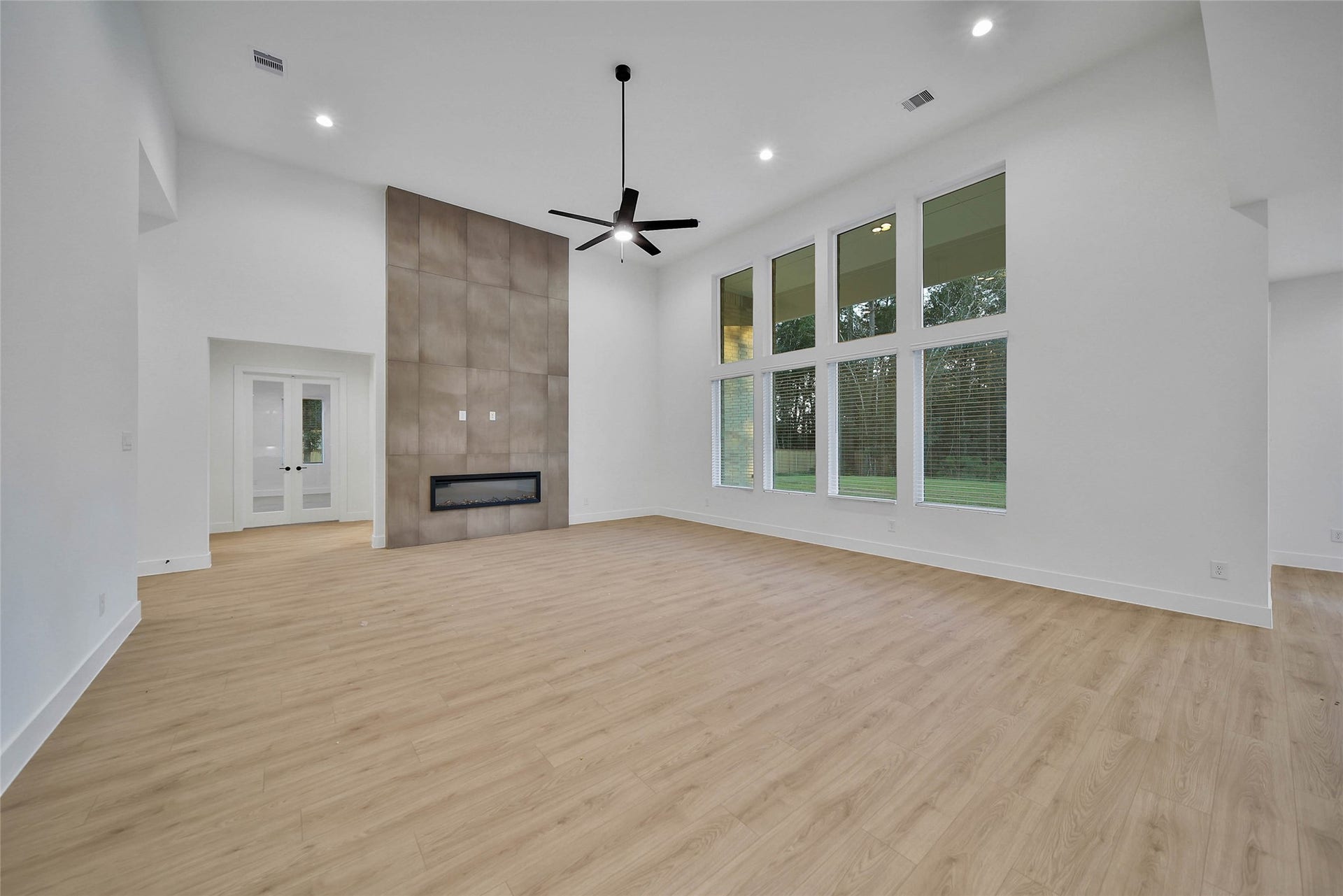 359 Louvenia Court, Pinehurst, TX 77362 359 Louvenia Court, Pinehurst, TX 77362
