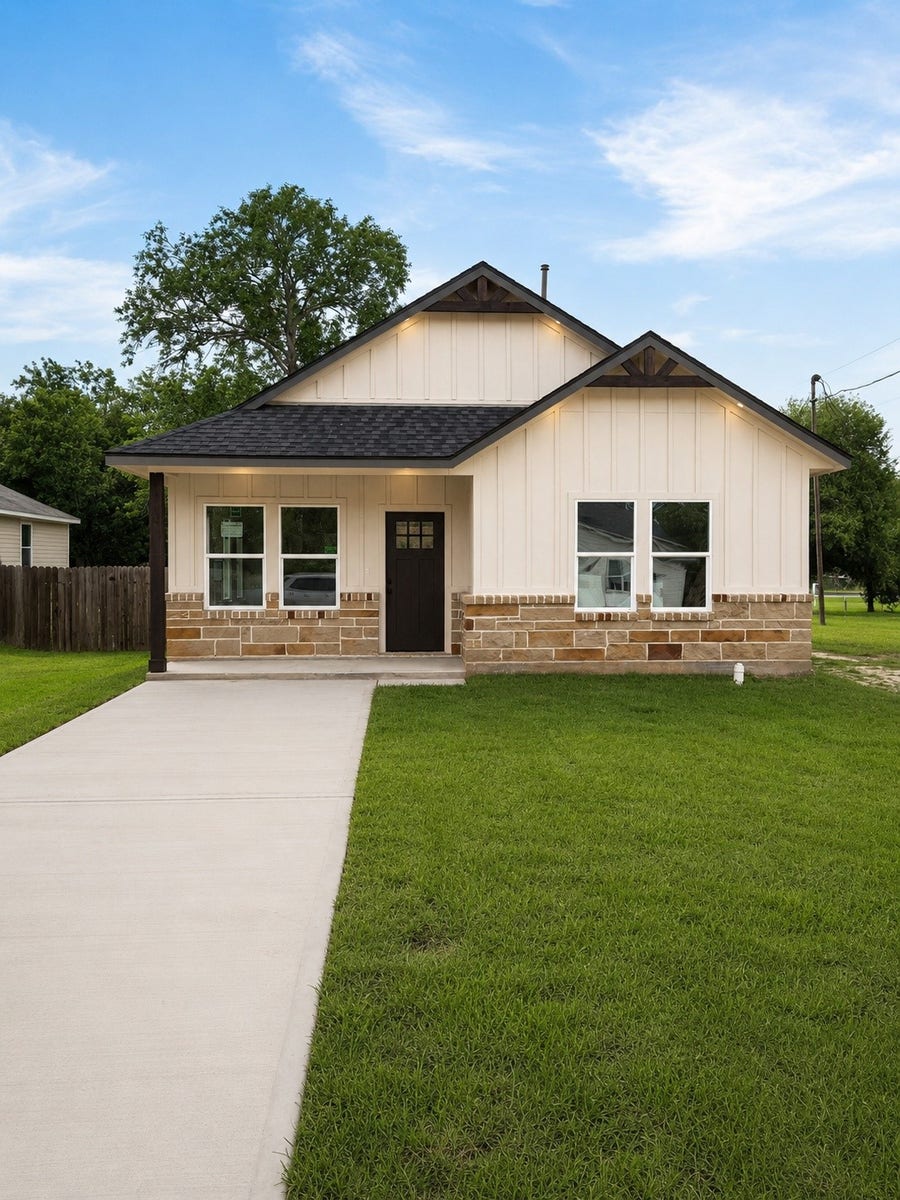 Property photo for 822 Ross Street, La Marque, TX