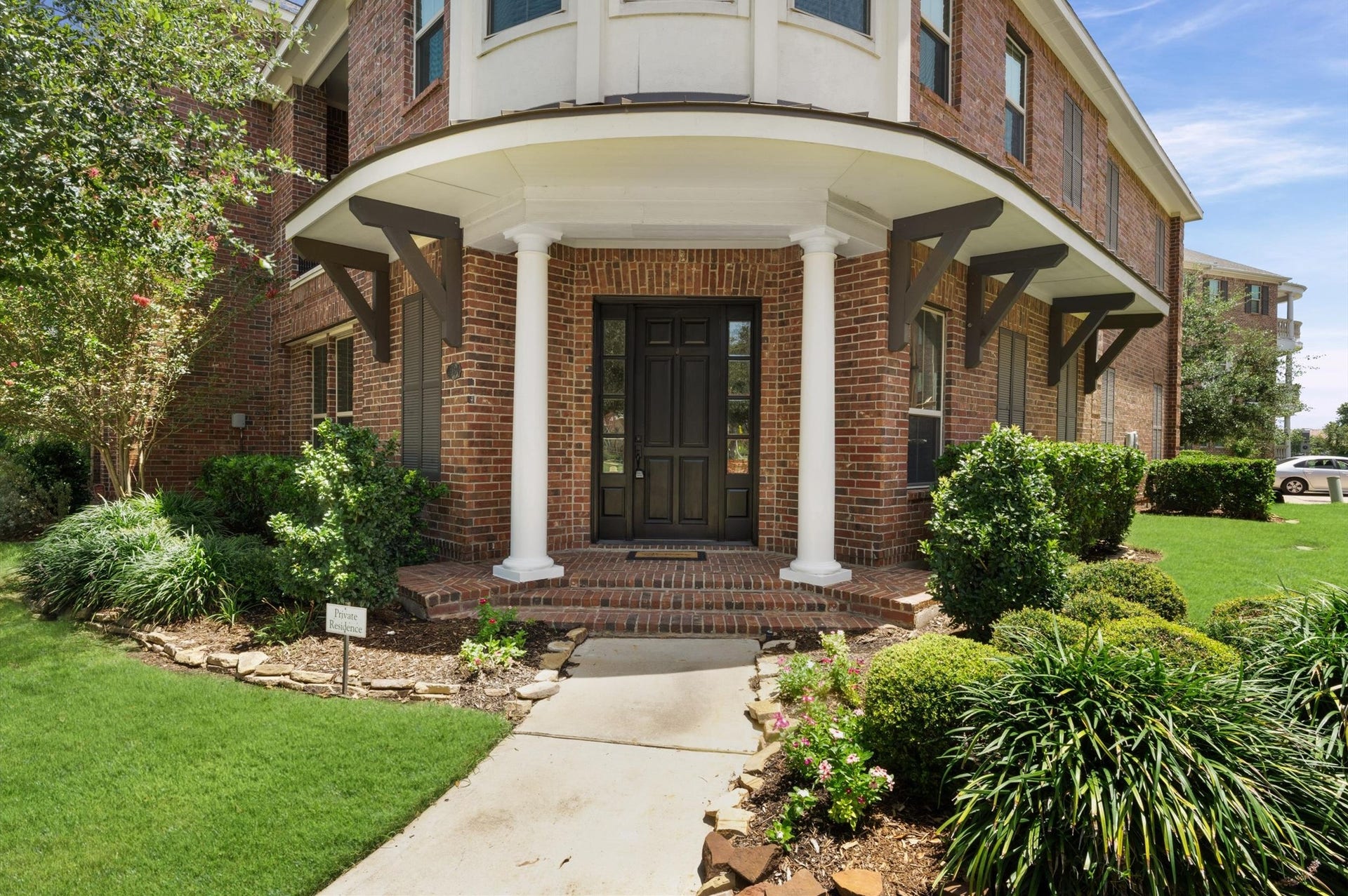 118 Stadium Drive, Sugar Land, TX 77498