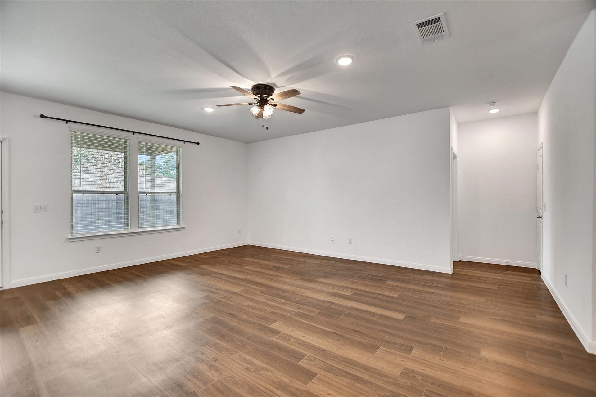315 Appaloosa Drive, Alvin, TX 77511 315 Appaloosa Drive, Alvin, TX 77511