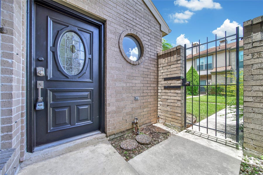 Property photo for 712 Country Place Drive, #D, Houston, TX