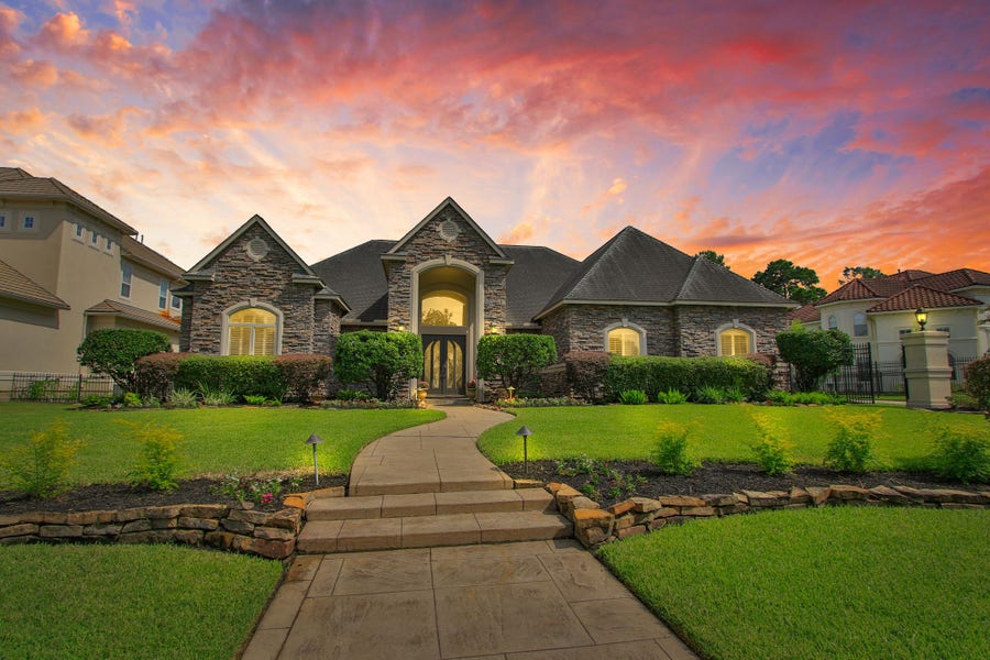 Property photo for 10 Lake Sterling Gate Drive, Spring, TX