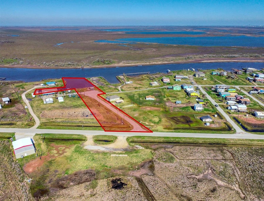 Property photo for 1601 County Road 441d, Brazoria, TX