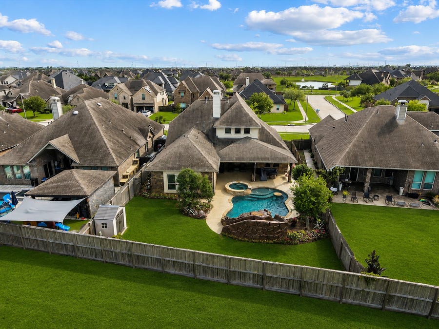 Property photo for 1419 Norman Hill Lane, League City, TX