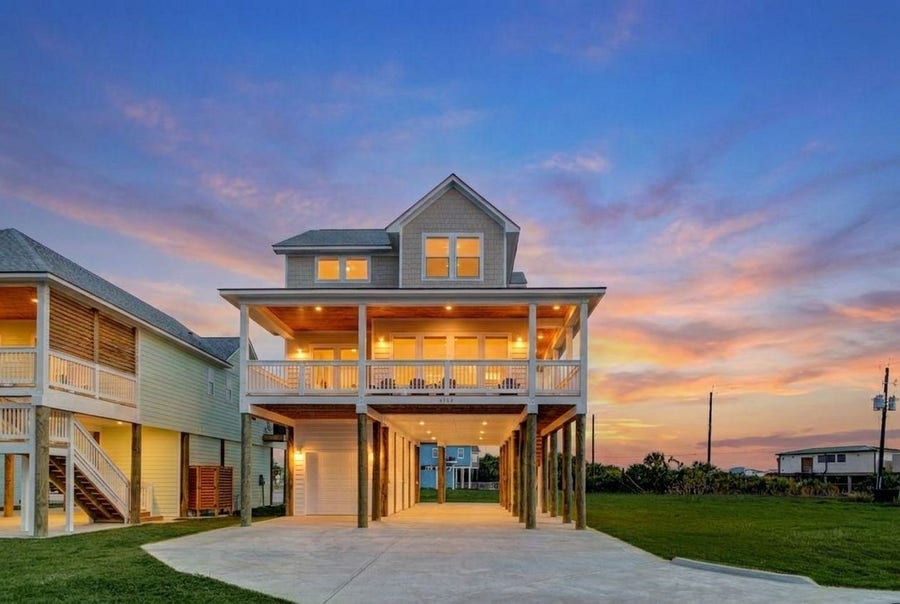 Property photo for 4010 Miramar Court, Galveston, TX
