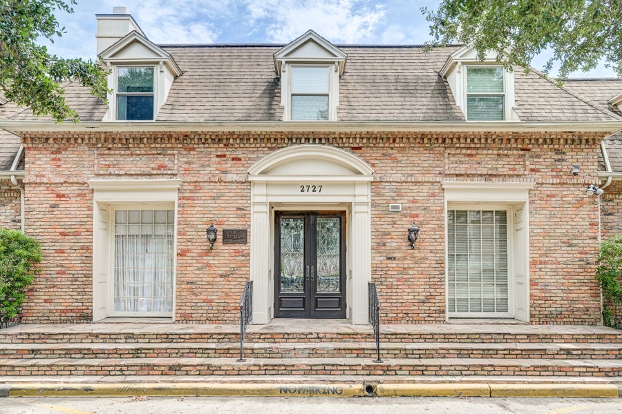 Property photo for 2727 Briarhurst Drive, #25, Houston, TX