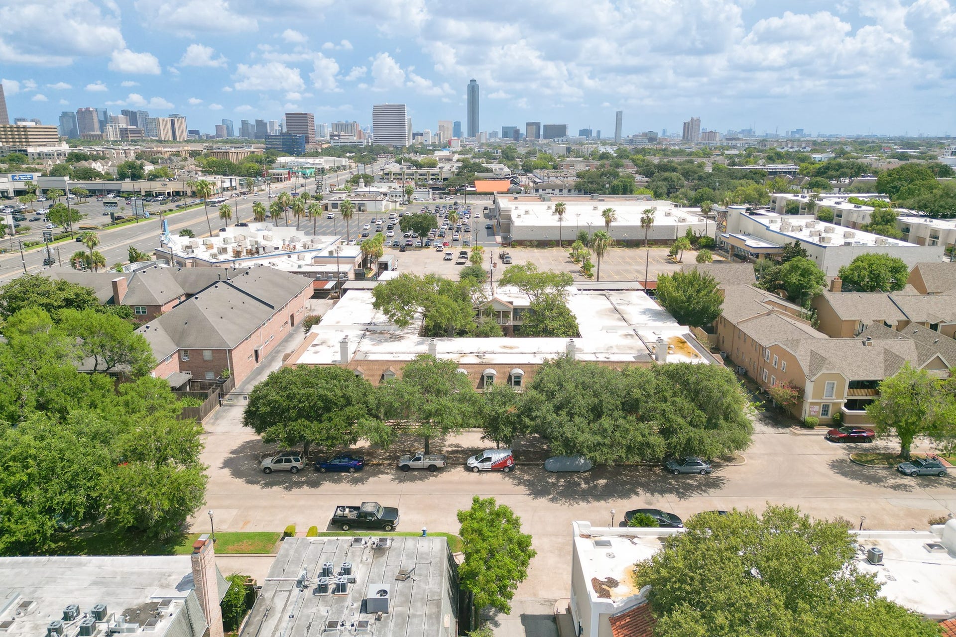 2727 Briarhurst Drive, #25, Houston, TX 77057