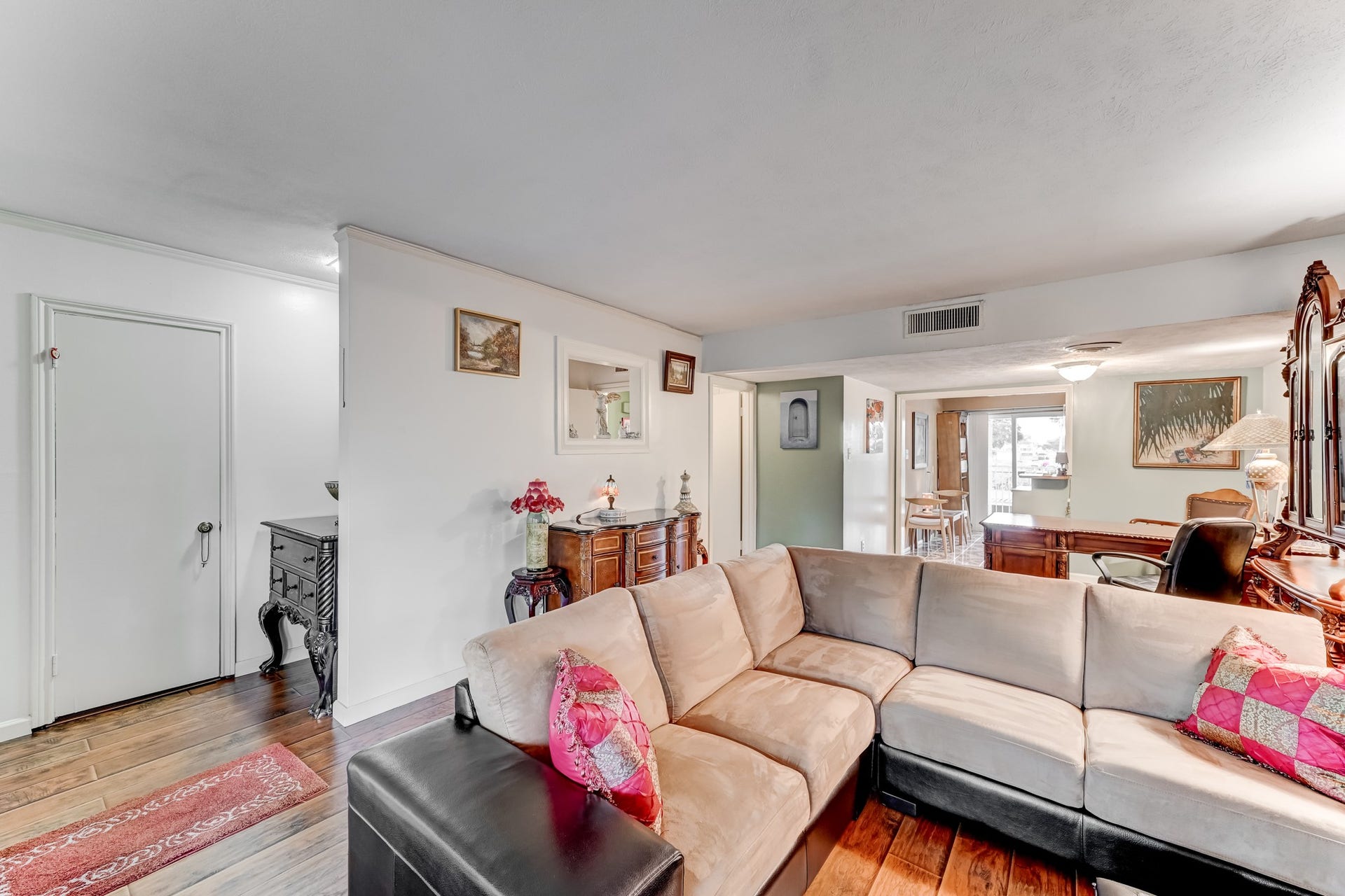 2727 Briarhurst Drive, #25, Houston, TX 77057