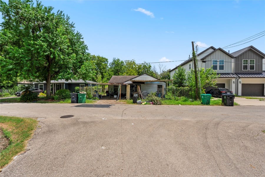 Property photo for 6135 Sidney Street, Houston, TX
