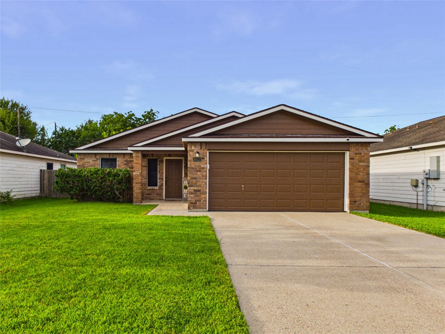 Property photo for 9022 Barracuda Drive, Texas City, TX