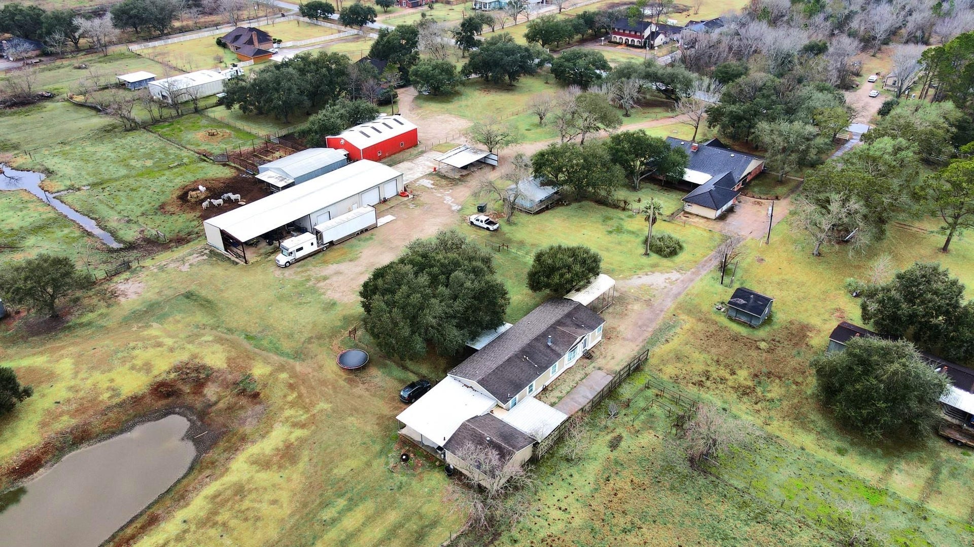 17115 County Road 831, Pearland, TX 77584 17115 County Road 831, Pearland, TX 77584