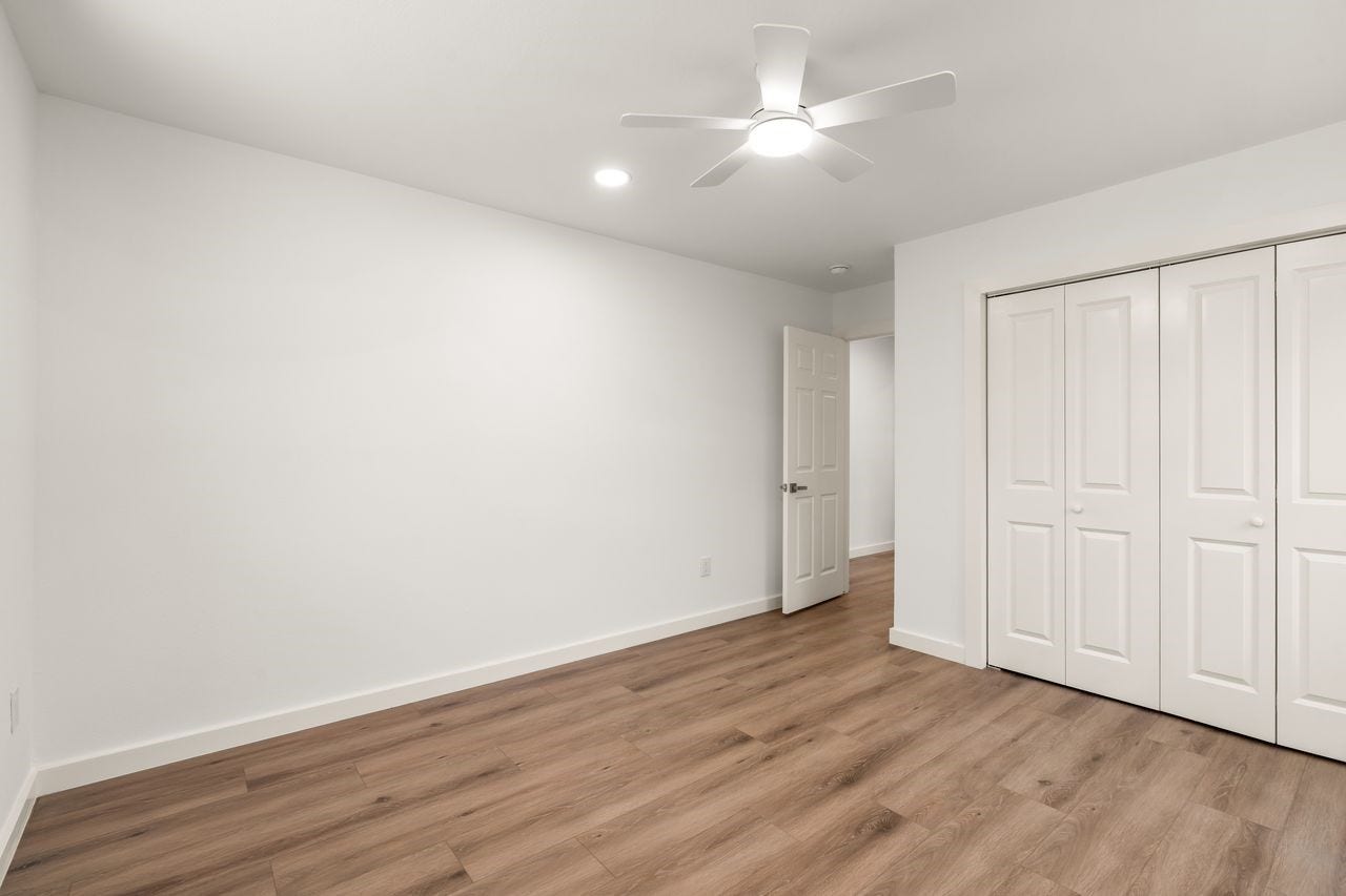 5207 Hummingbird Street, Houston, TX 77035 Well sized secondary bedroom with flexible space for guests, family