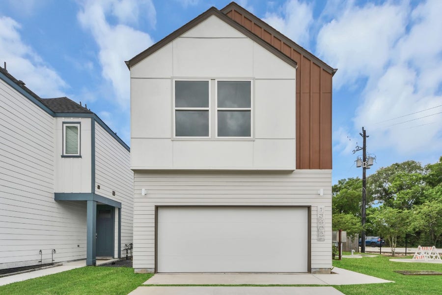 Property photo for 13402 Sombrero Cay Drive, Houston, TX