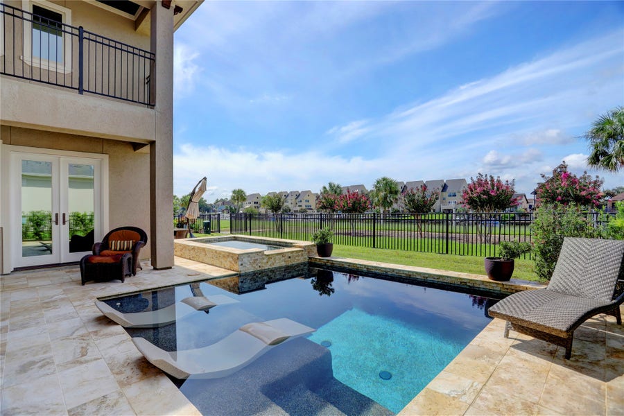 Property photo for 729 Pegasus Lane, League City, TX