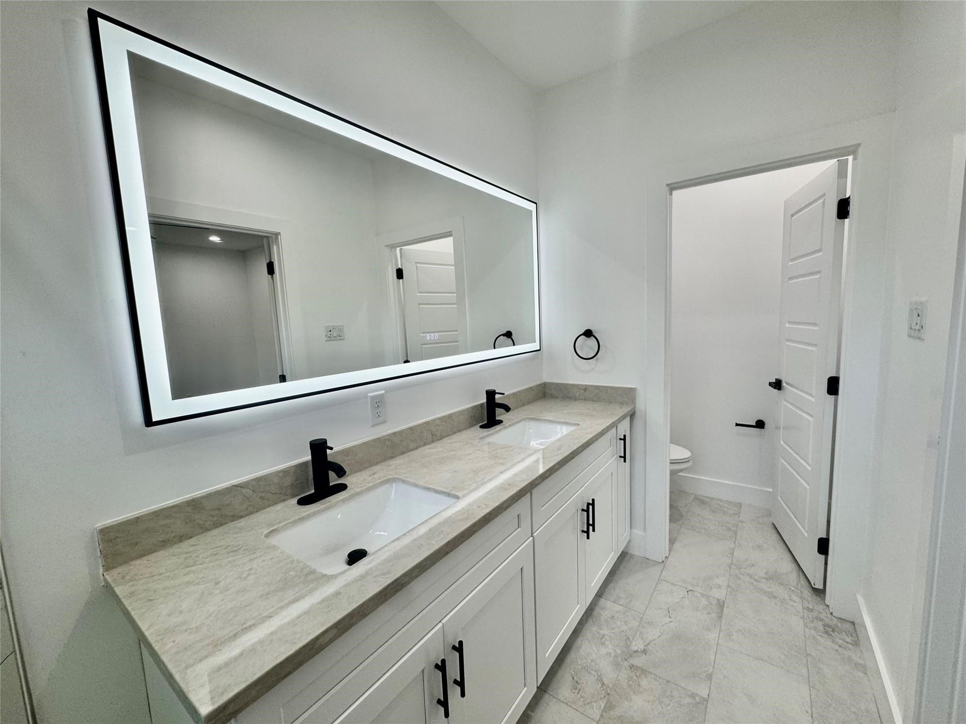 6926 Paris Street, Houston, TX 77021 6926 Paris Street, Houston, TX 77021