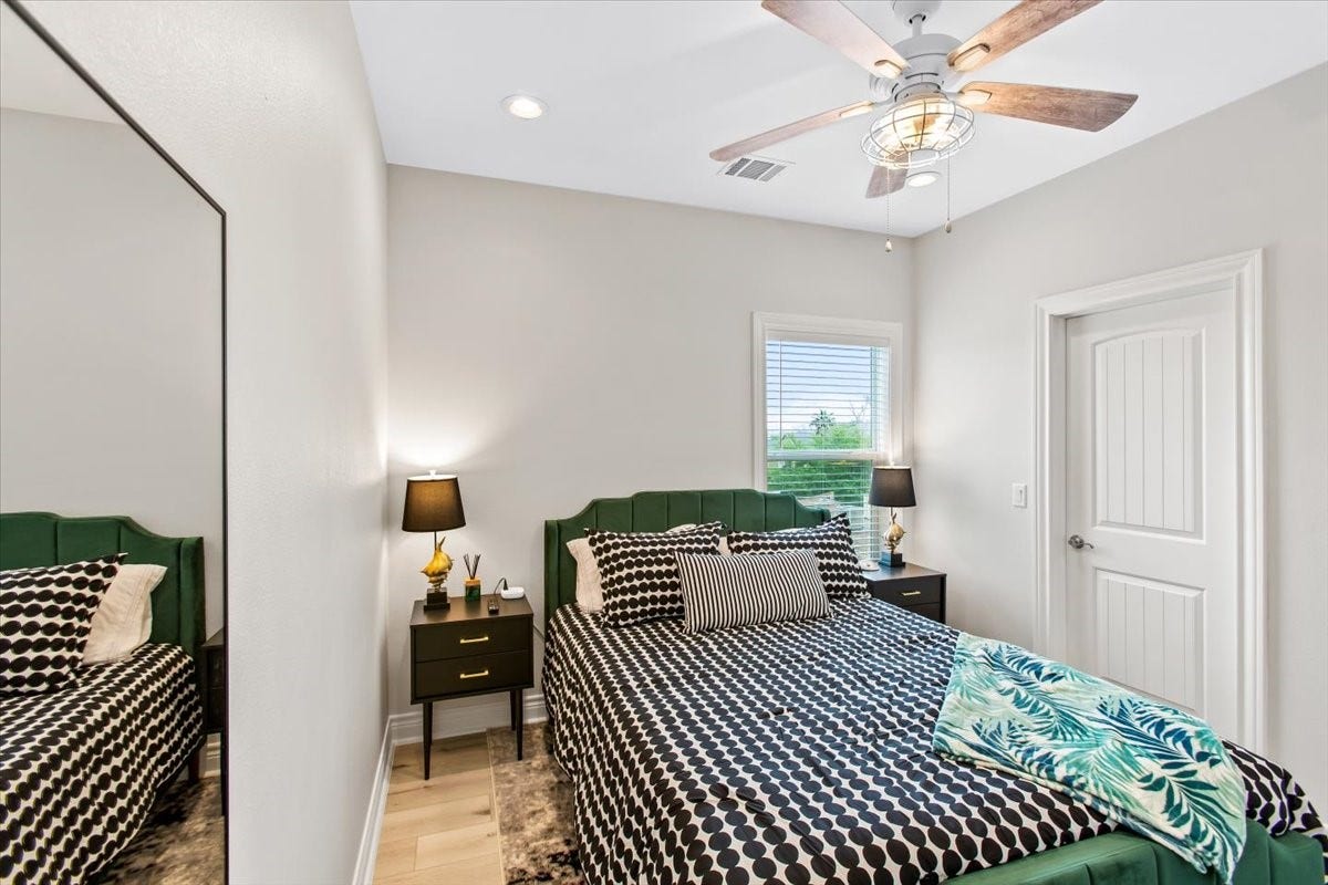 3211 Avenue K, Galveston, TX 77550 Bedroom number 3