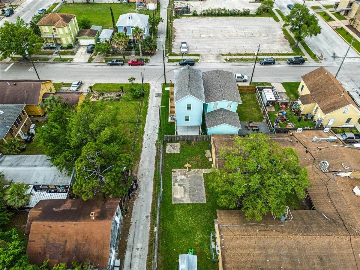 3211 Avenue K, Galveston, TX 77550 3211 Avenue K, Galveston, TX 77550