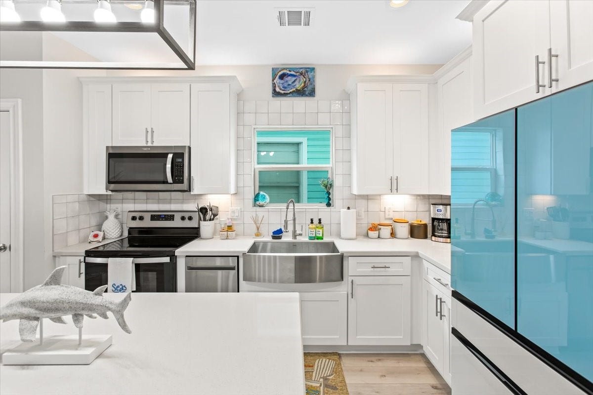 3211 Avenue K, Galveston, TX 77550 3211 Avenue K, Galveston, TX 77550