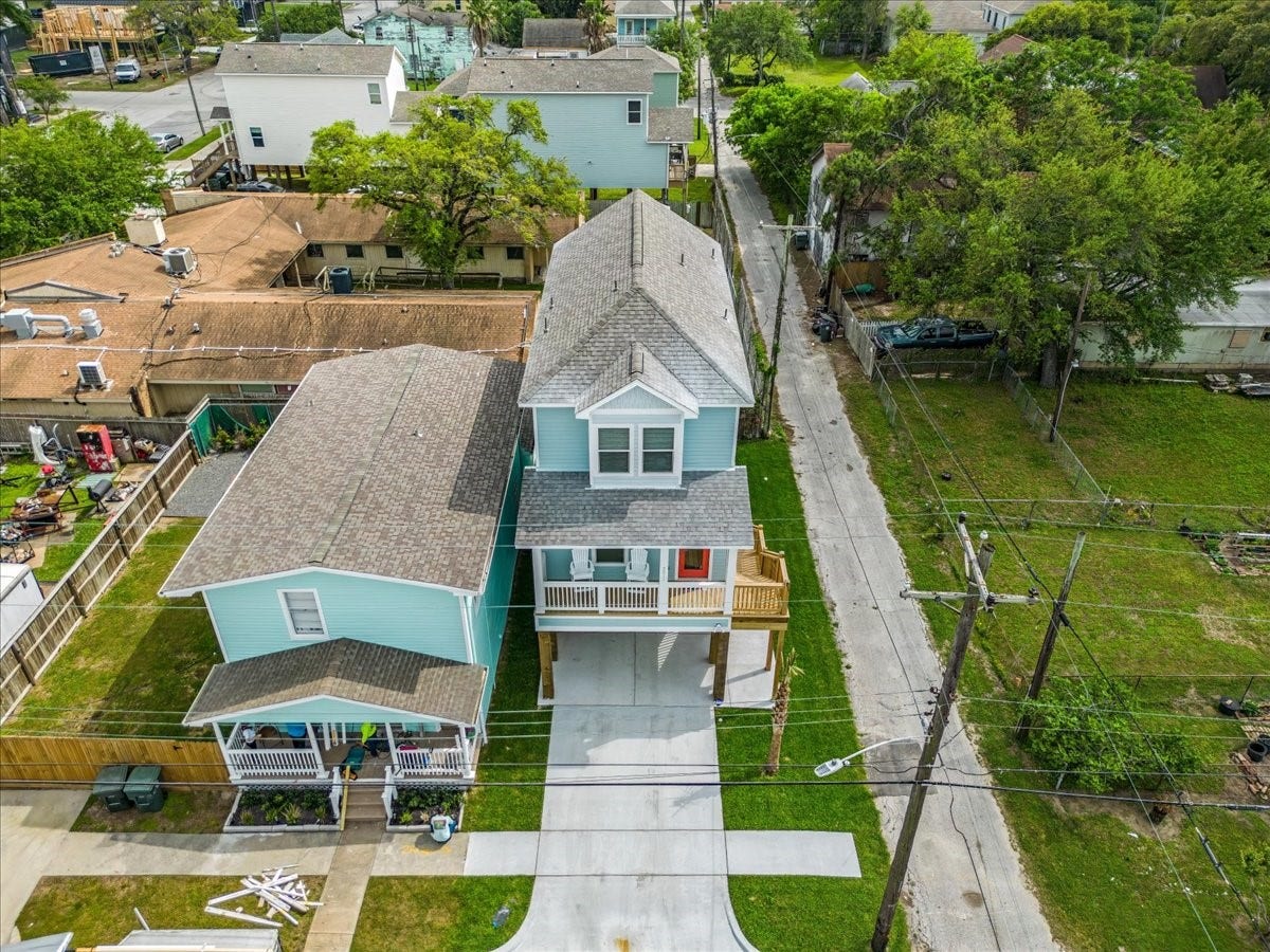 3211 Avenue K, Galveston, TX 77550 3211 Avenue K, Galveston, TX 77550