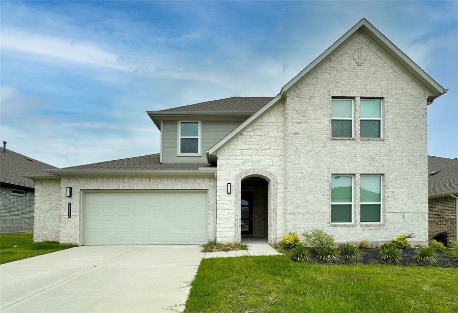 Property photo for 15216 Tattle Creek Lane, Conroe, TX