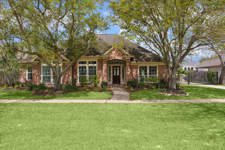Property photo for 8911 S Fitzgerald Way, Missouri City, TX