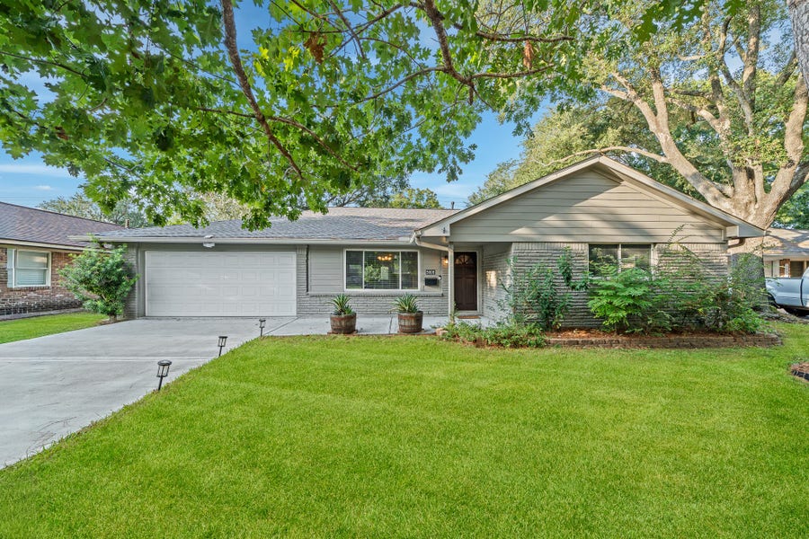 Property photo for 5606 Warm Springs Road, Houston, TX