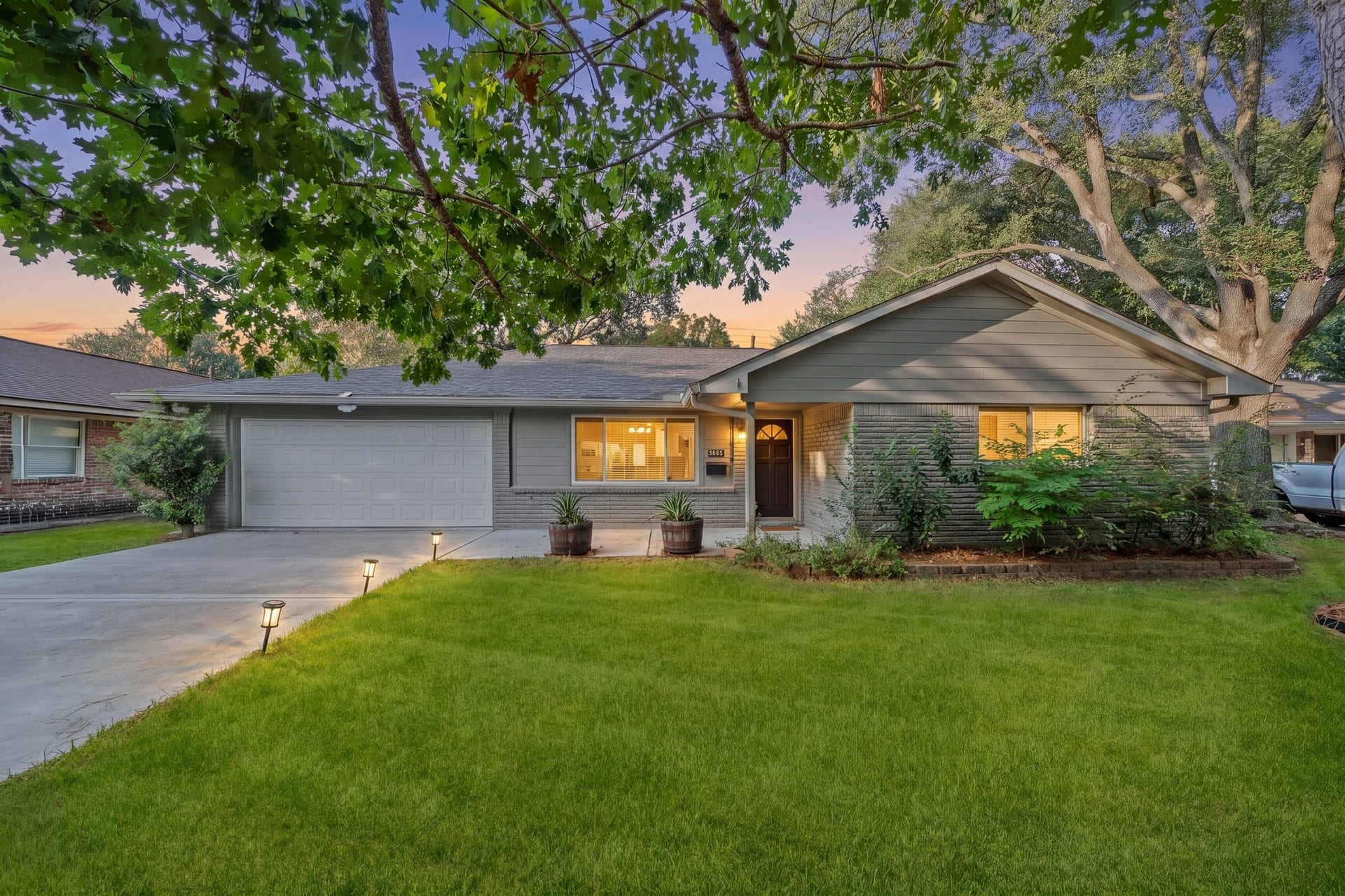 5606 Warm Springs Road, Houston, TX 77035 5606 Warm Springs Road, Houston, TX 77035